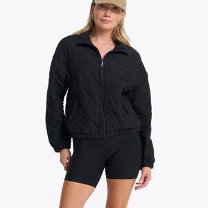 VUORI sz Small Quilted Bomber Jacket Excellent Condition